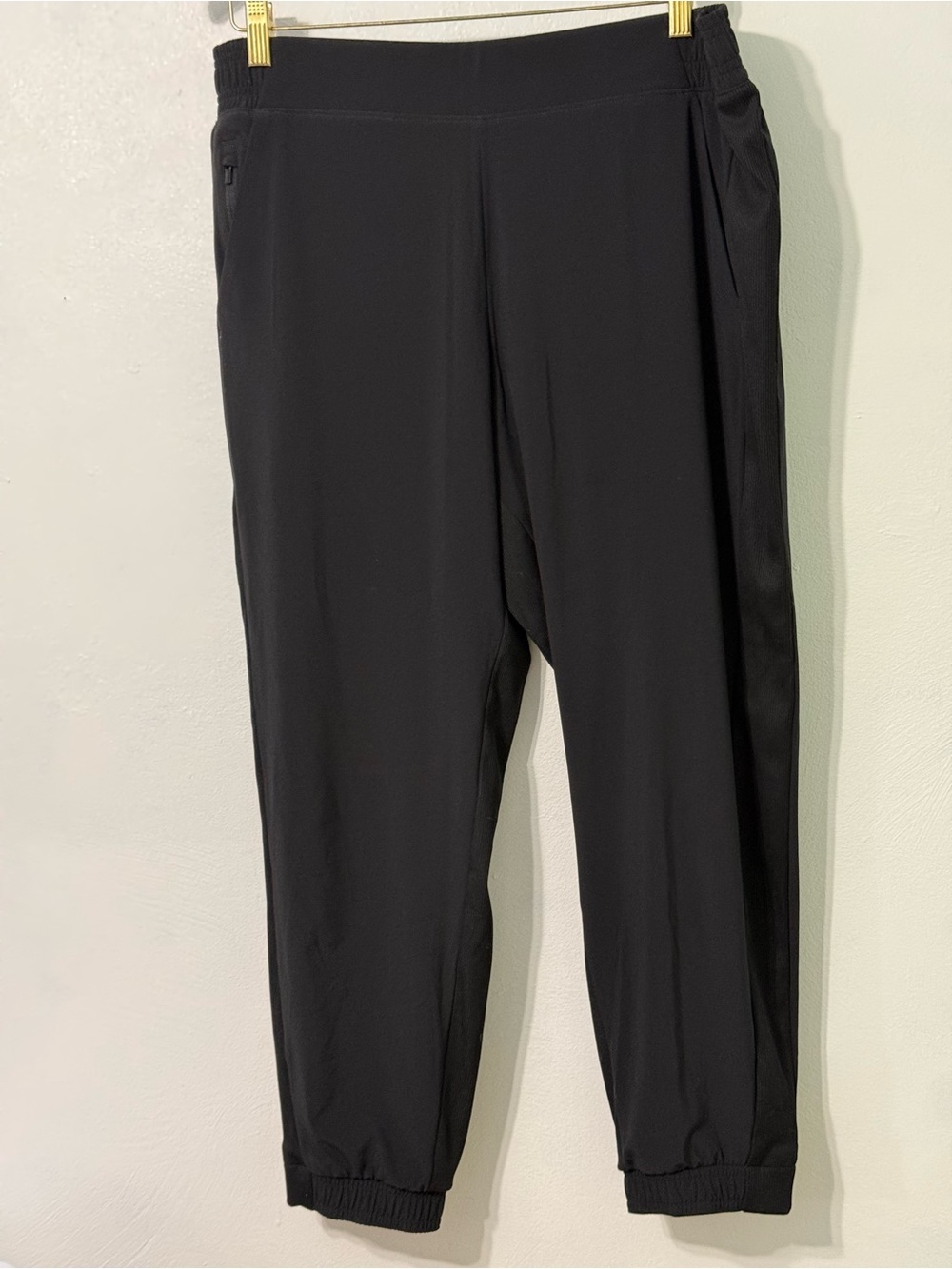 Athleta Brooklyn Lined Joggers Black size 14 Petite - Picture 3 of 12